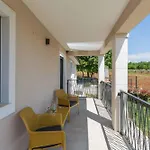 In - Istrien 50053 بيت للعطل Višnjan