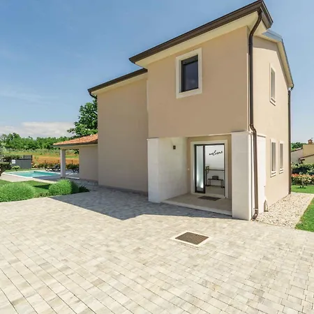 In - Istrien 50053 * Visnjan