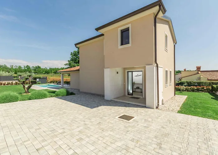 In - Istrien 50053 * Visnjan