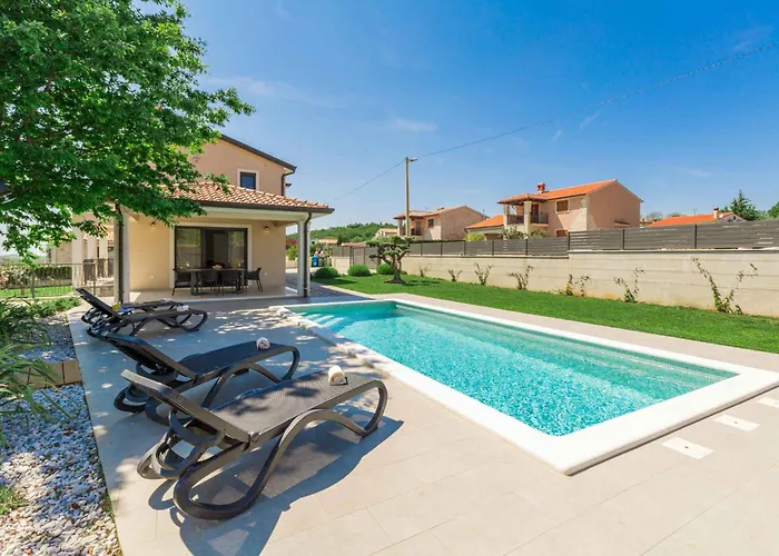 Vikendica In - Istrien 50053 *