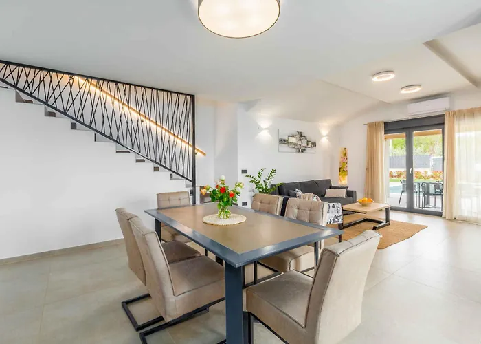 Vikendica In - Istrien 50053 *