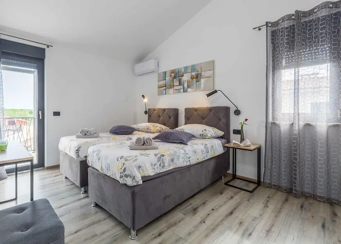 Vikendica In - Istrien 50053 *